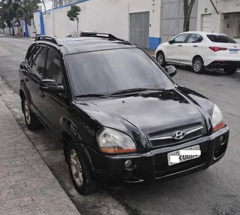 HYUNDAI TUCSON 2.7 MPFI GLS 24V 180CV 4WD GASOLINA 4P AUTOMÁTICO HYUNDAI TUCSON 2.7 MPFI GLS 24V 180CV 4WD GASOLINA 4P AUTOMÁTICO
